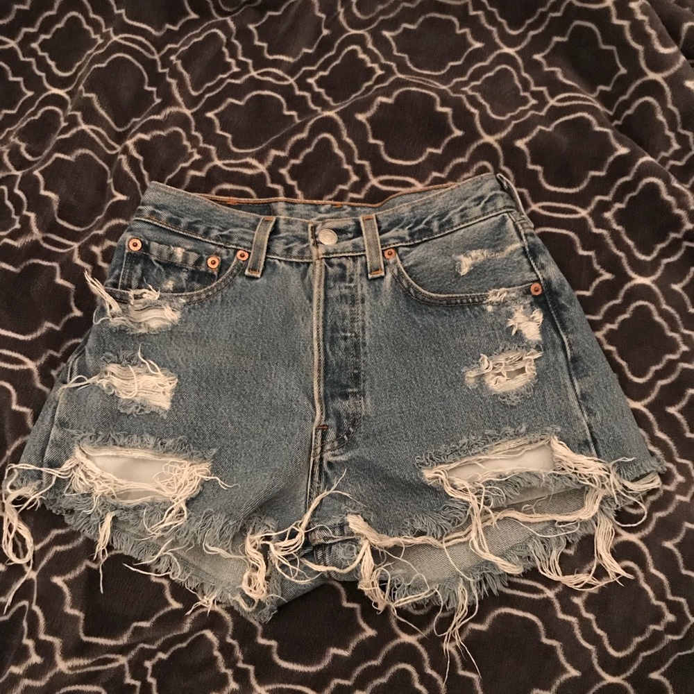 Levi’s Highwaisted Shorts